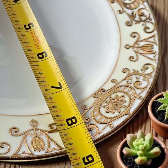 Noritake 175 Luncheon Plate 8 1/4” Round Gold Christmas Ball Set of Four - Picture 12 of 12